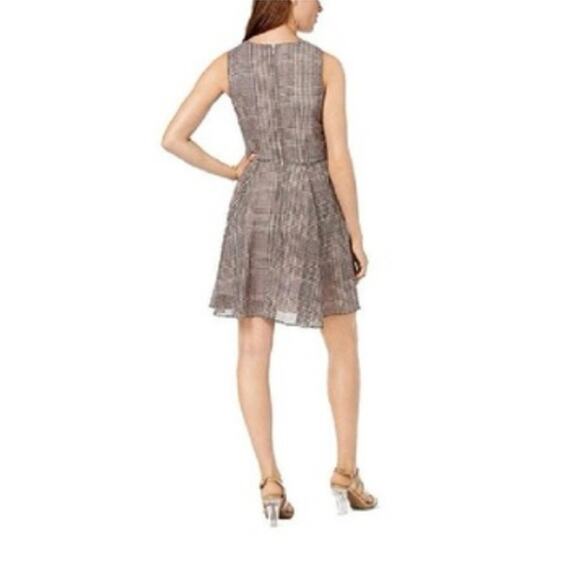 Maison Jules Tie Front Fit Flare Dress Houndstooth Sz 10 Burgundy Black Cream - Picture 4 of 10